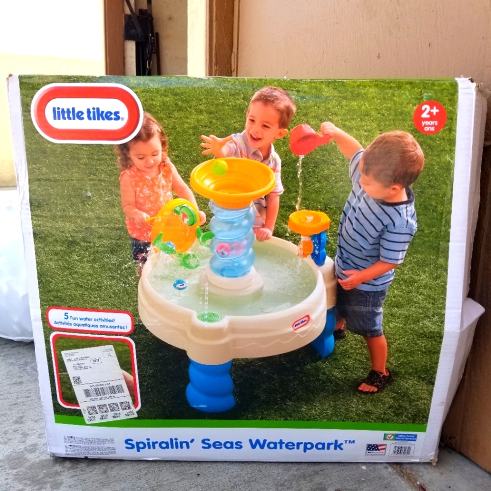 Little tikes, waterparks.
